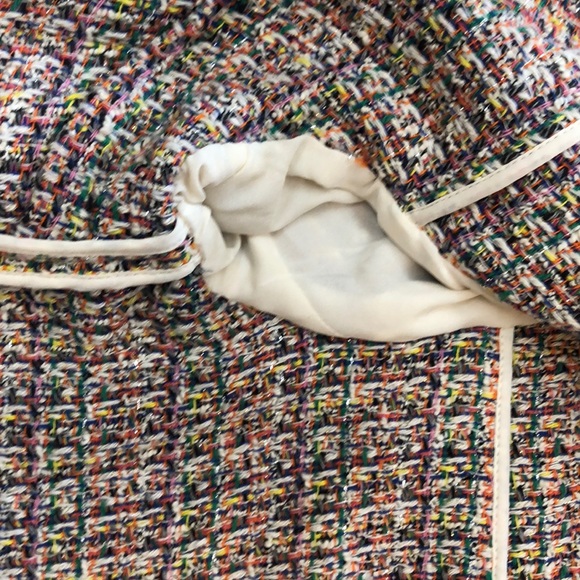 Lady’s jacket - Picture 3 of 3